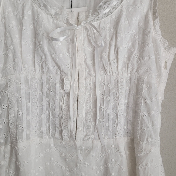 With Jean Adeline Dress in White size M NWT - Picture 8 of 11